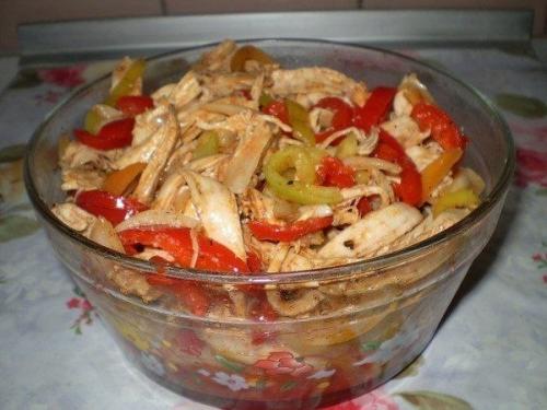 салат с курицей