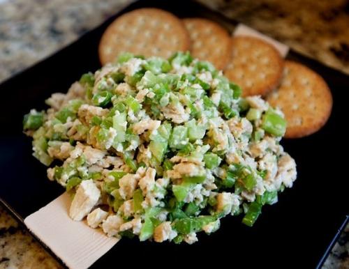 салат с куриной грудкой