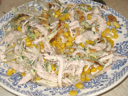салат с кукурузой