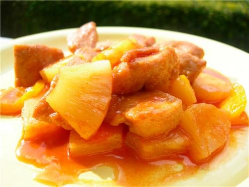 курица с ананасами