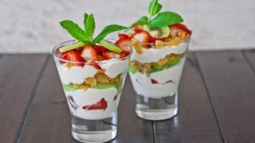 Парфе с клубникой