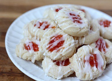 Миндальное печенье с персиковым джемом