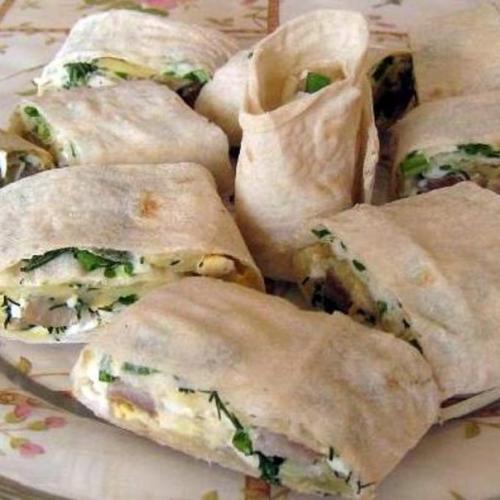рулет из лаваша с рыбой
