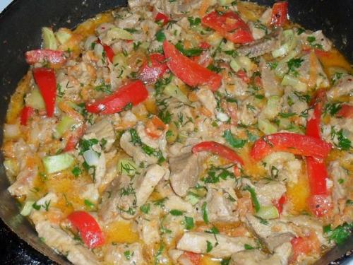 тушеное мясо с овощами